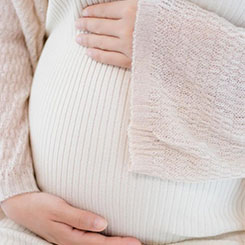 最初人们的替代⏹🌫方案简单直⏹接：“小太阳”🇸🇾、电热🍧毯、旧空调，😇